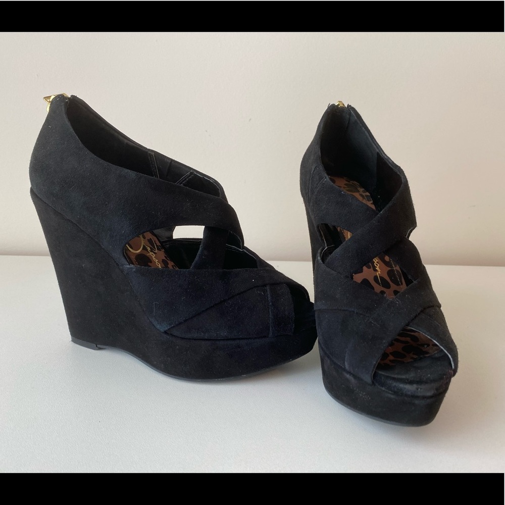 Black Jessica Simpson wedges